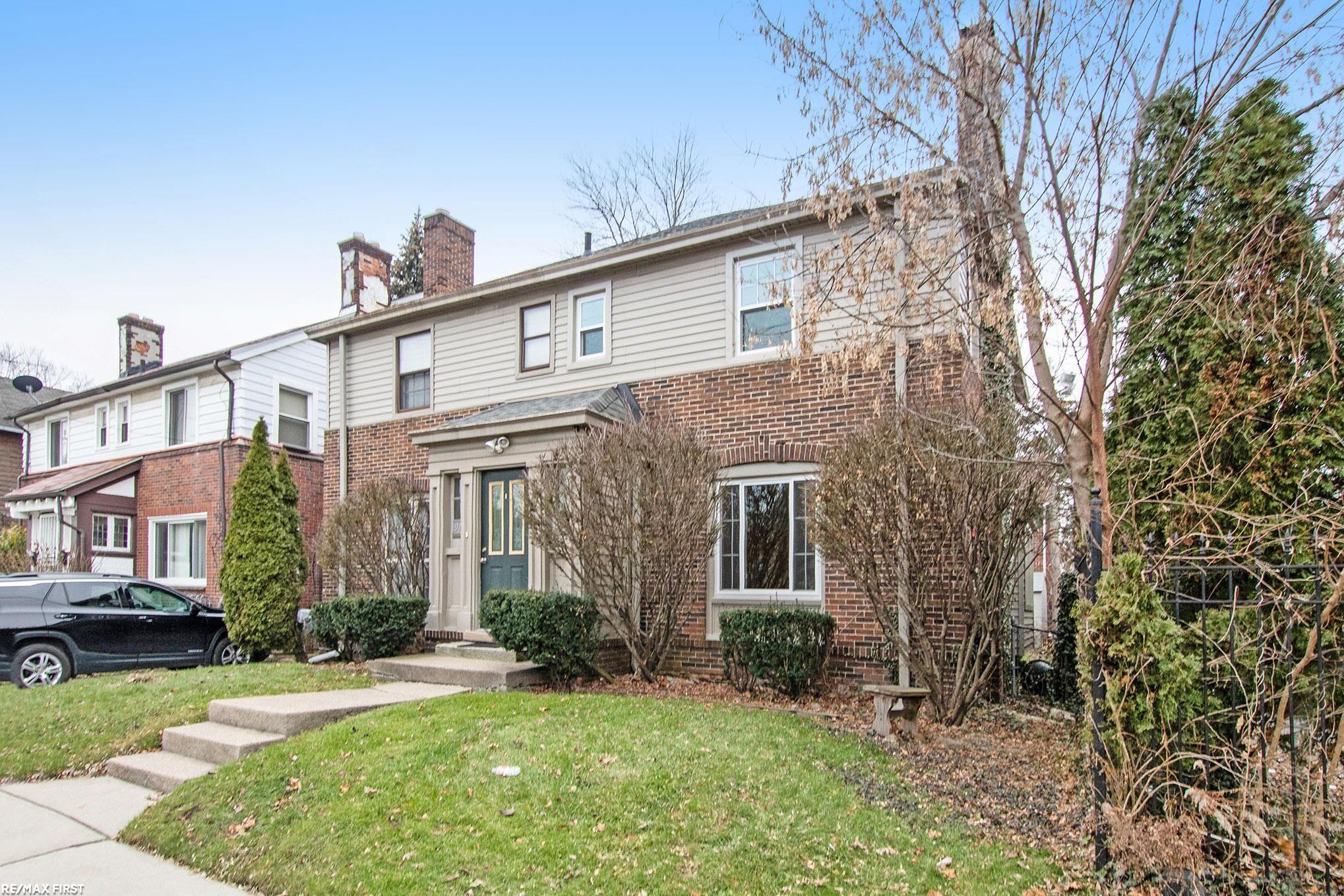 911 Alter Road