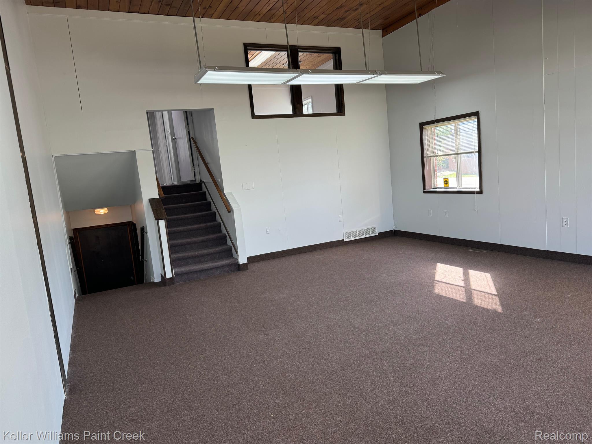 29920-29912 ORCHARD LAKE Road