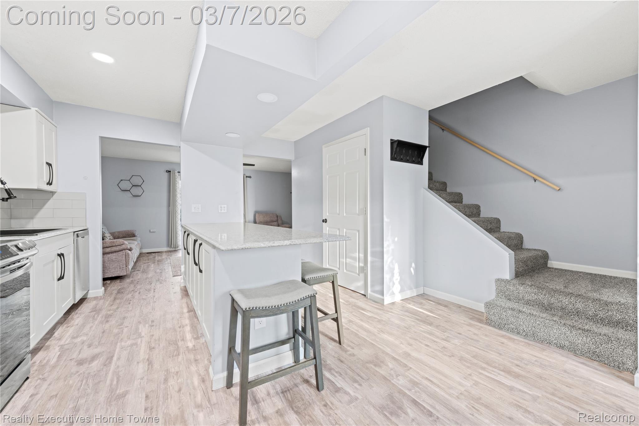 2636 Keewahdin Rd Road 10