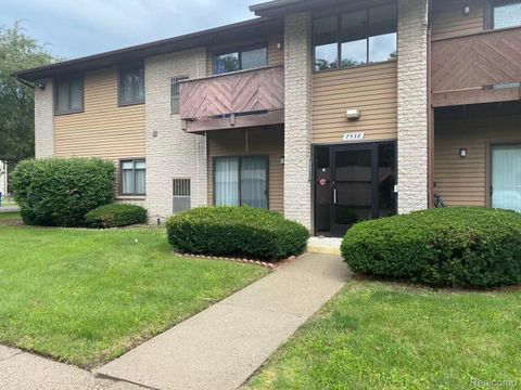 7538 Manor Circle 102 Westland City MI 48185