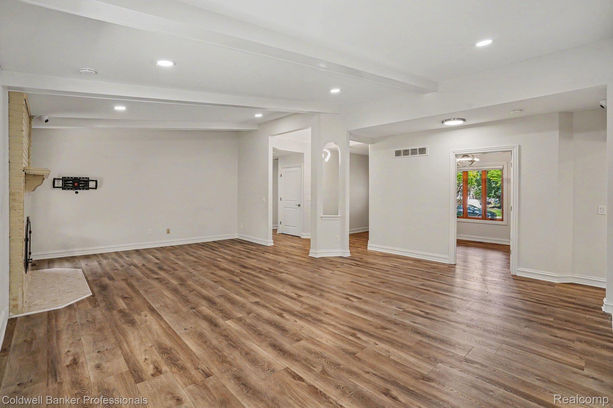 2664 Woodford Drive