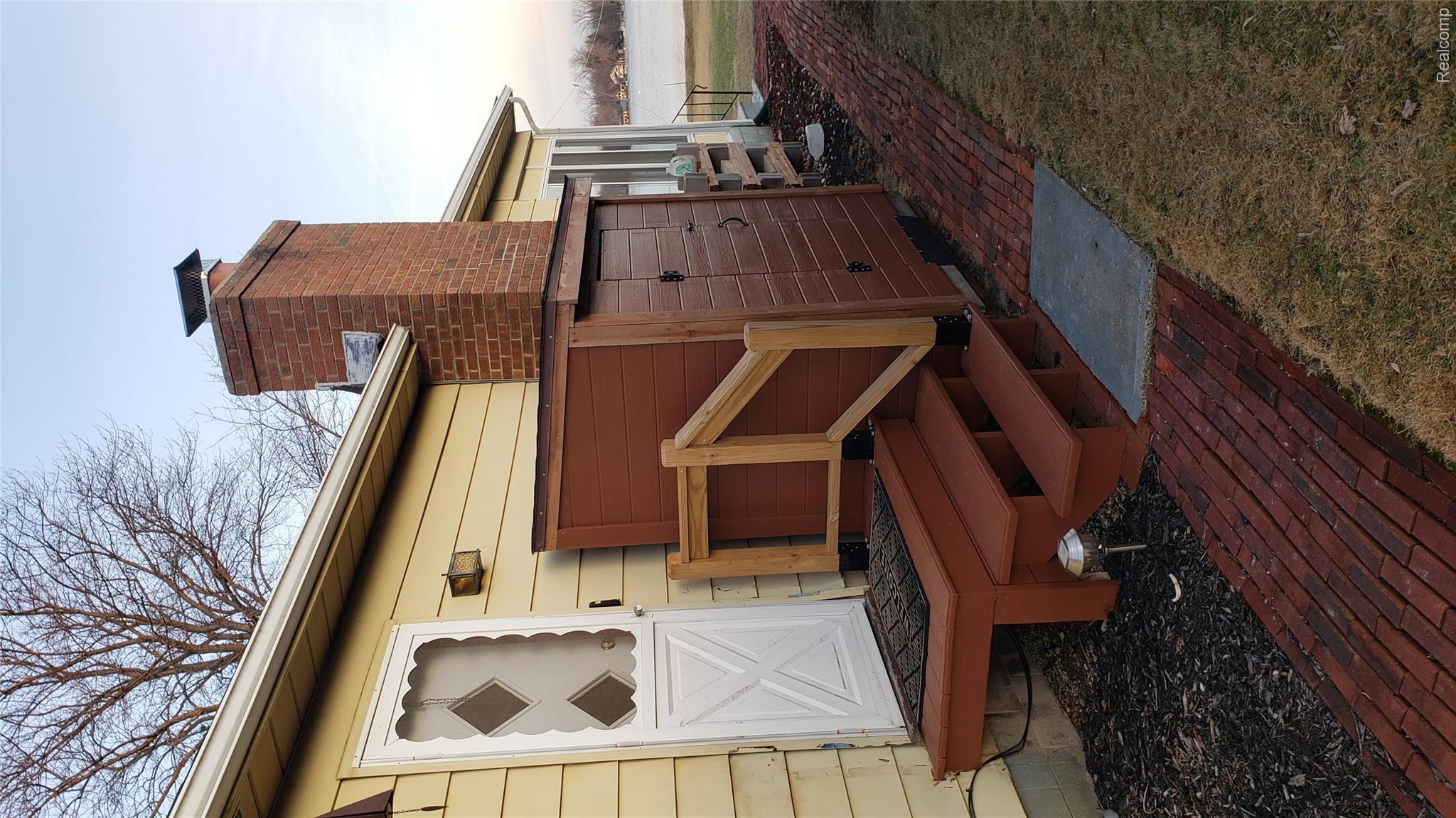 9560 Bluewater Drive