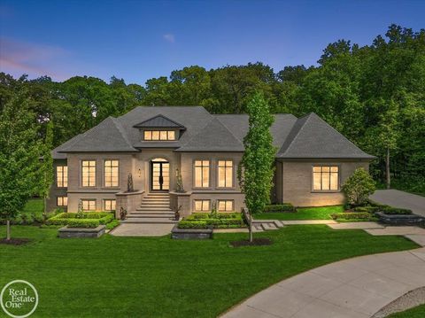 4795 Gallagher Road Oakland Charter Township MI 48306