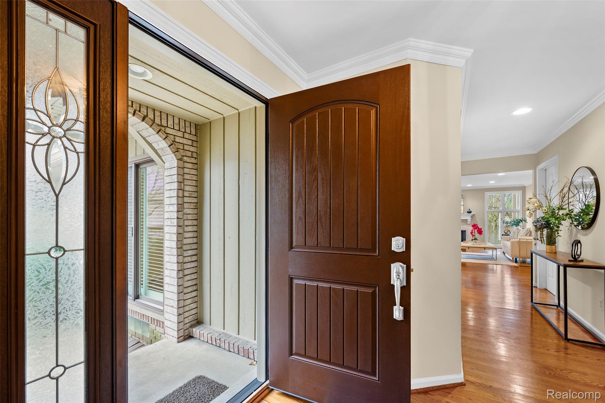 1204 S Timberview Trail