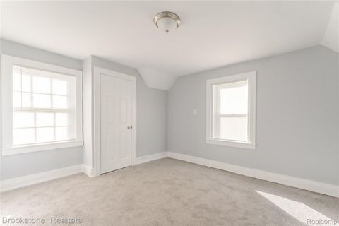 Tiny photo for 207 Oliver Street, Pontiac City, MI 48342 (MLS # 20251060992)