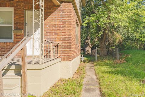 Tiny photo for 207 Oliver Street, Pontiac City, MI 48342 (MLS # 20251060992)