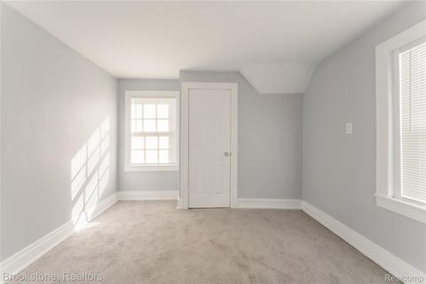 Tiny photo for 207 Oliver Street, Pontiac City, MI 48342 (MLS # 20251060992)