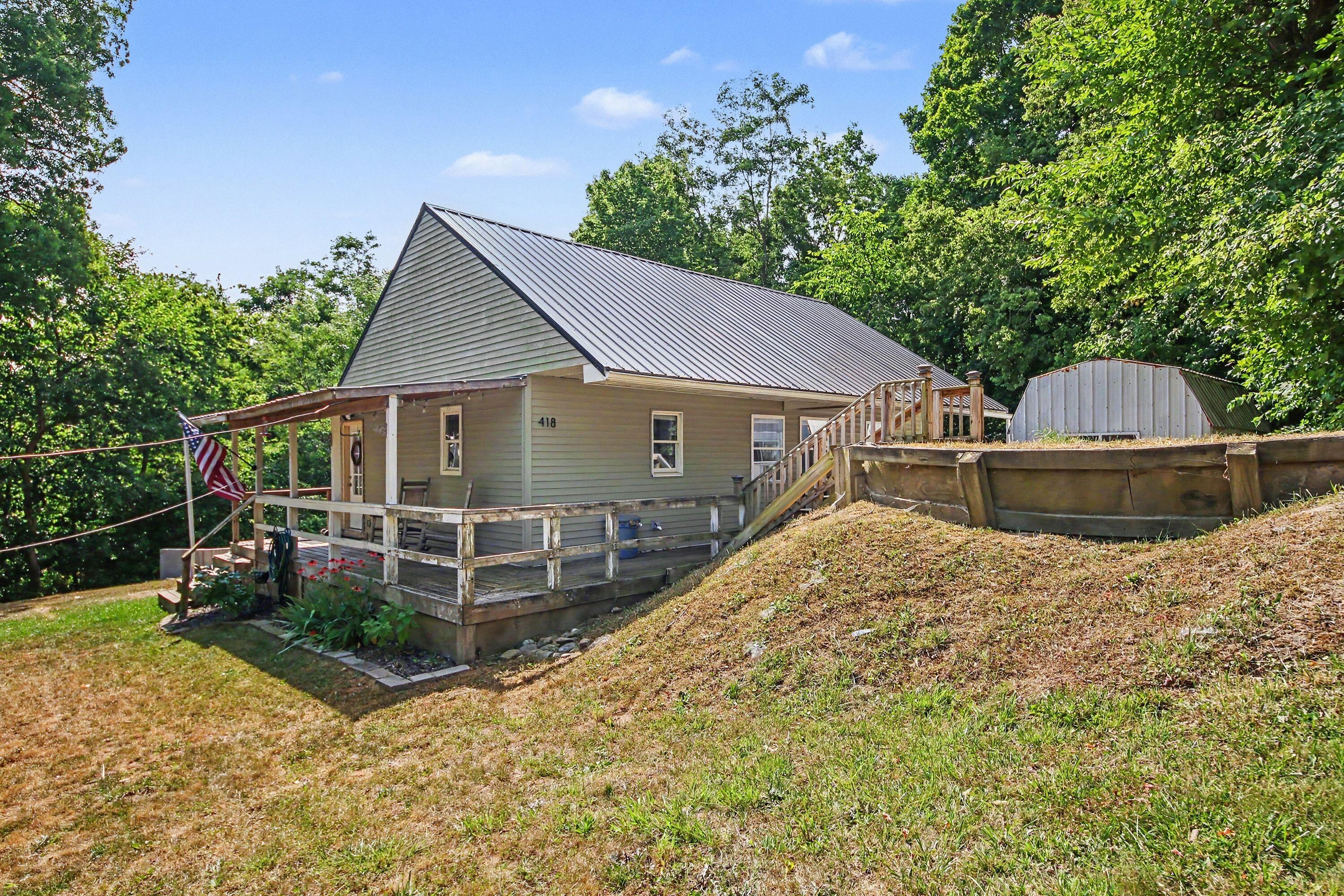 418 Irish Street