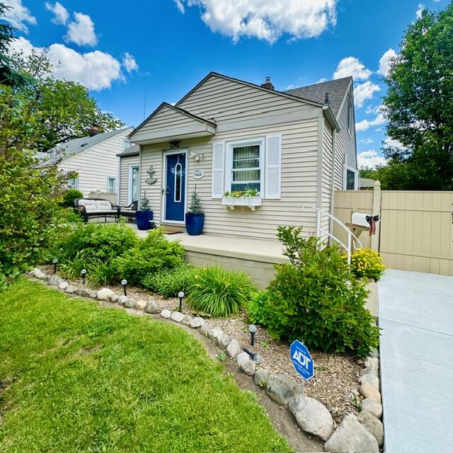 14031 Longtin Street
