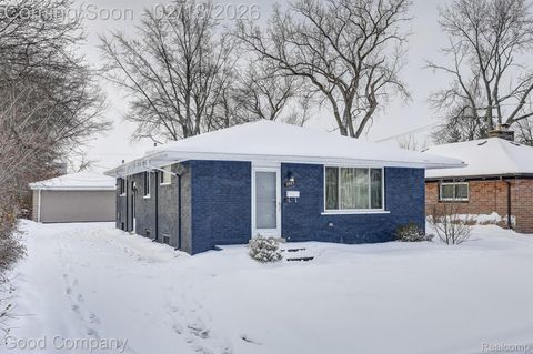 2863 Columbia Road Berkley City MI 48072