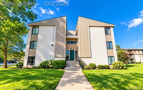 Photo for 31993 W 12 Mile Road 313