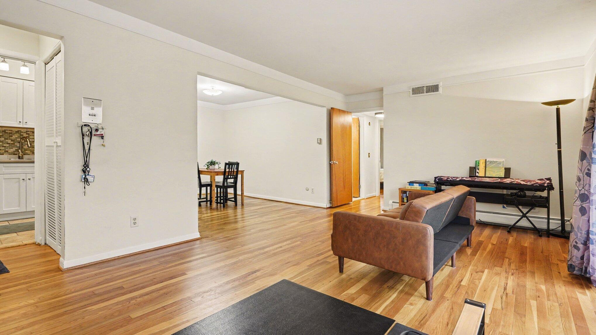 1225 Island Drive 102