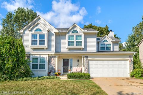 765 3rd Street Fenton City MI 48430