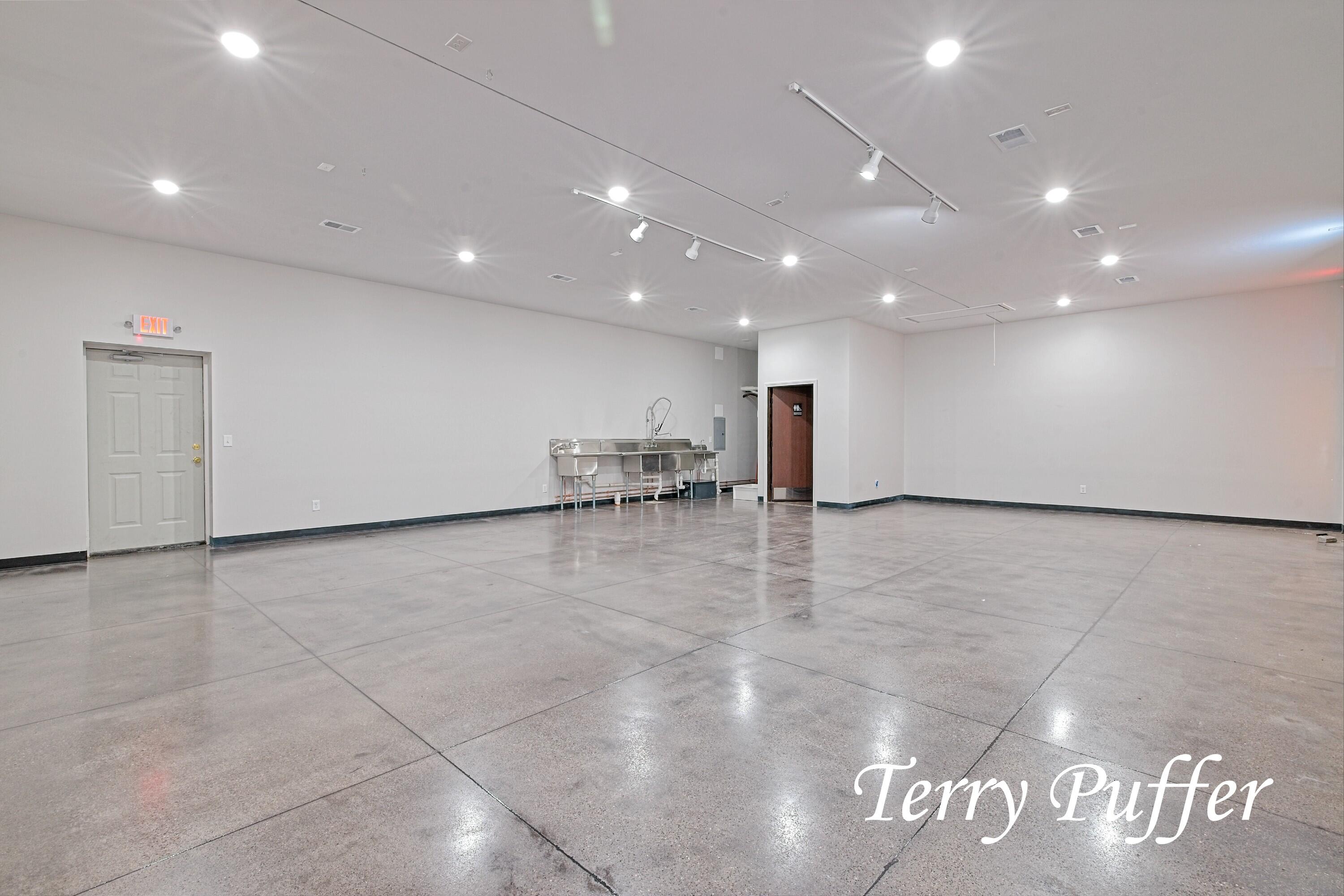 3101 S Getty Street A