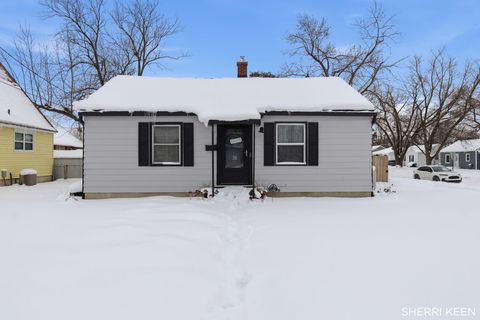 38 Leroy Street SW Wyoming City MI 49548