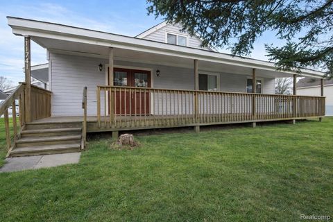 11741 Mortenview Drive Taylor City MI 48180