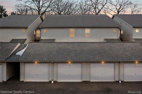 4967 Oak Hill Drive Waterford Charter Township MI 48329