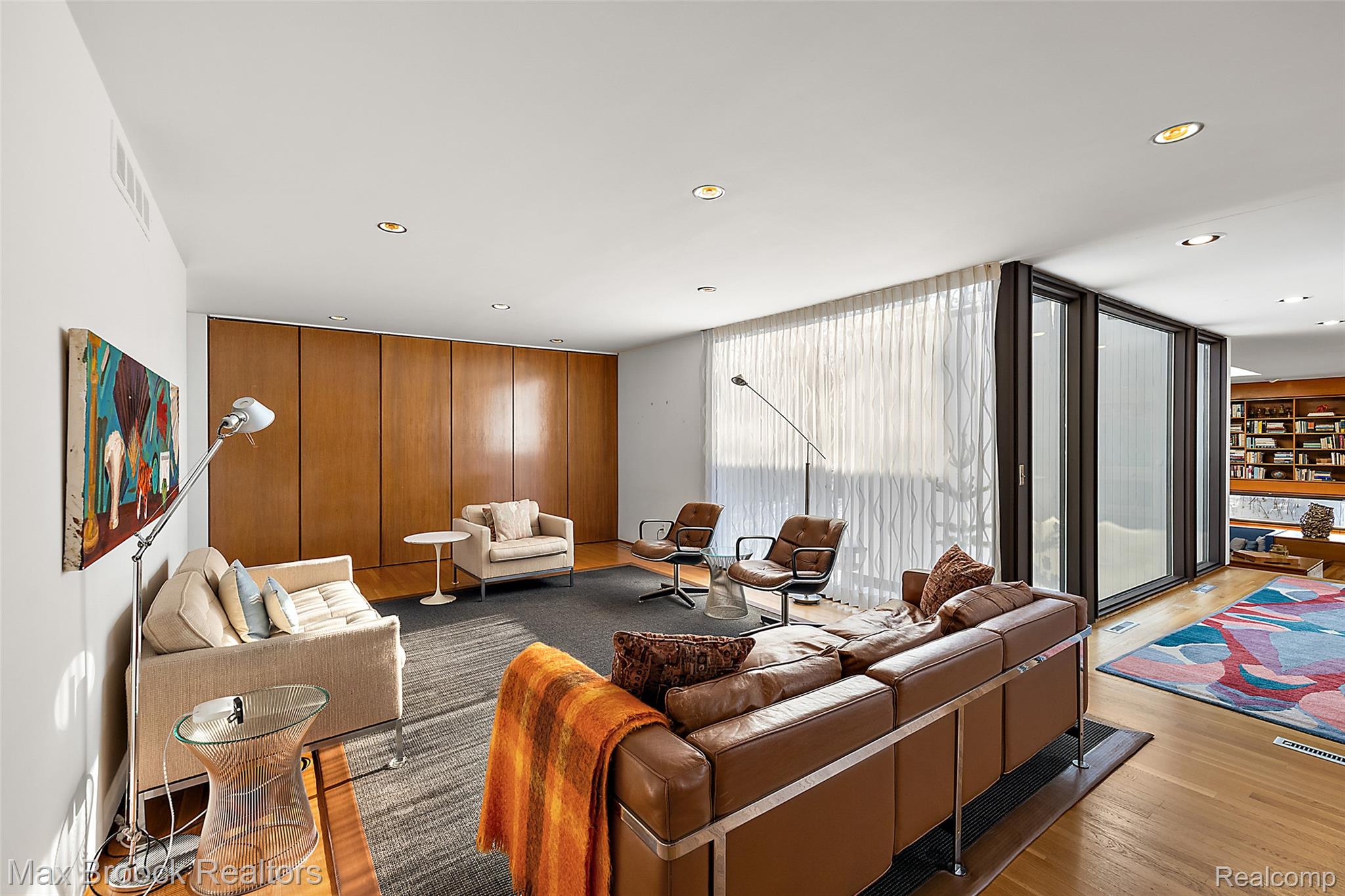 6020 Northfield Road