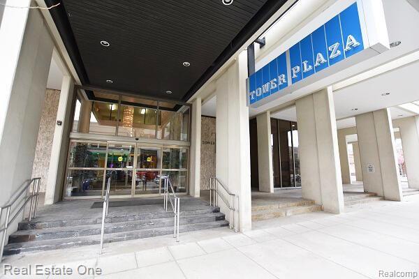 555 E WILLIAM Street 15J