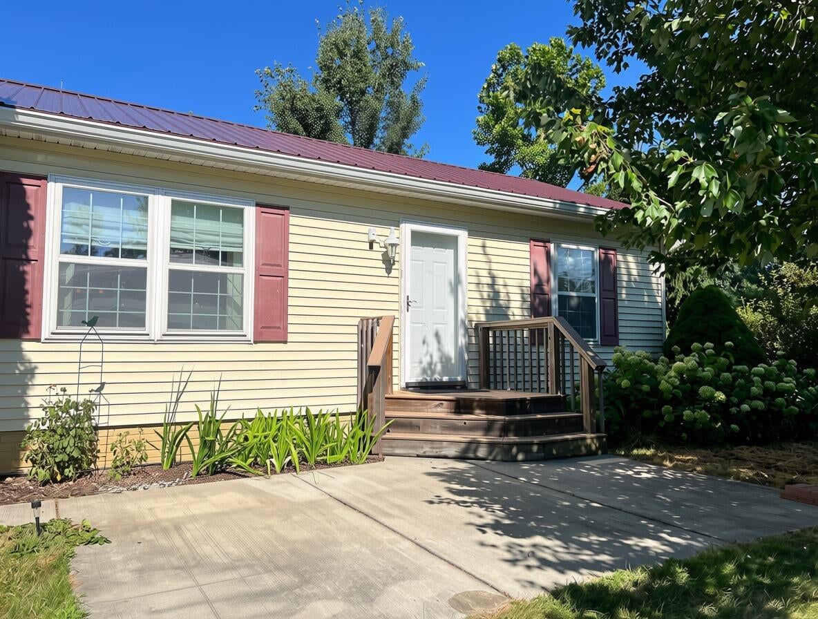 11780 Grass Lake Road