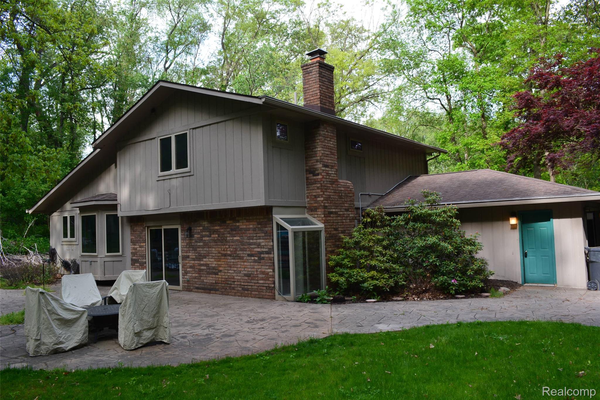 6015 Sundance Trail