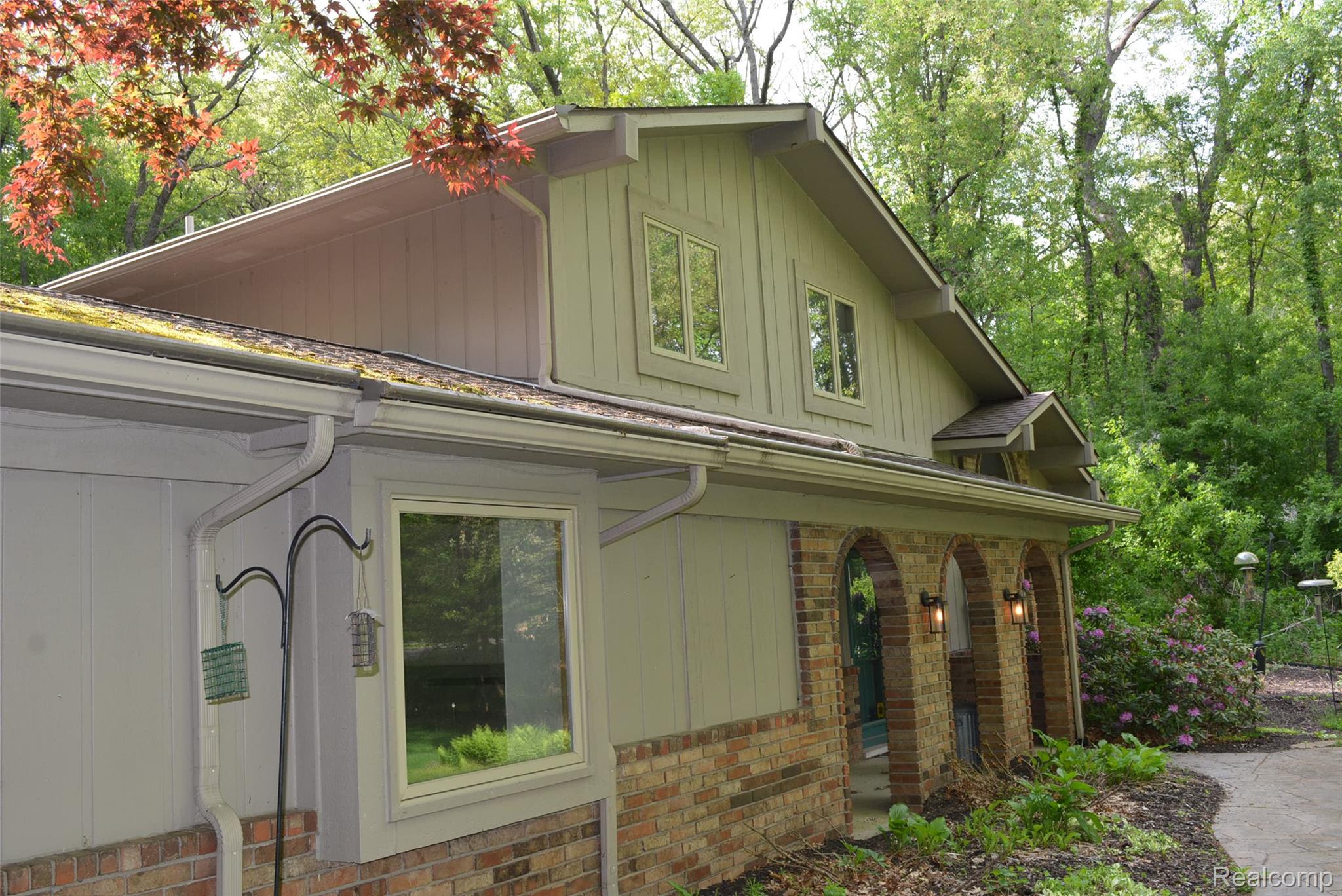 6015 Sundance Trail