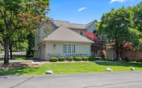 211 Saint Lawrence Boulevard Northville City MI 48168