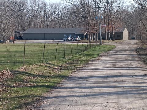 3332 E BRISTOL Road Burton City MI 48529