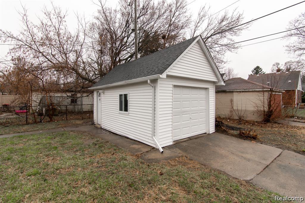 Detroit City, Michigan 48224, United States, 4 Bedrooms Bedrooms, ,2 BathroomsBathrooms,Residential,Active,170539