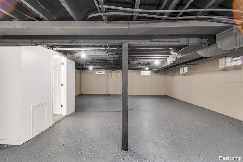 Detroit City, Michigan 48224, United States, 4 Bedrooms Bedrooms, ,2 BathroomsBathrooms,Residential,Active,170539