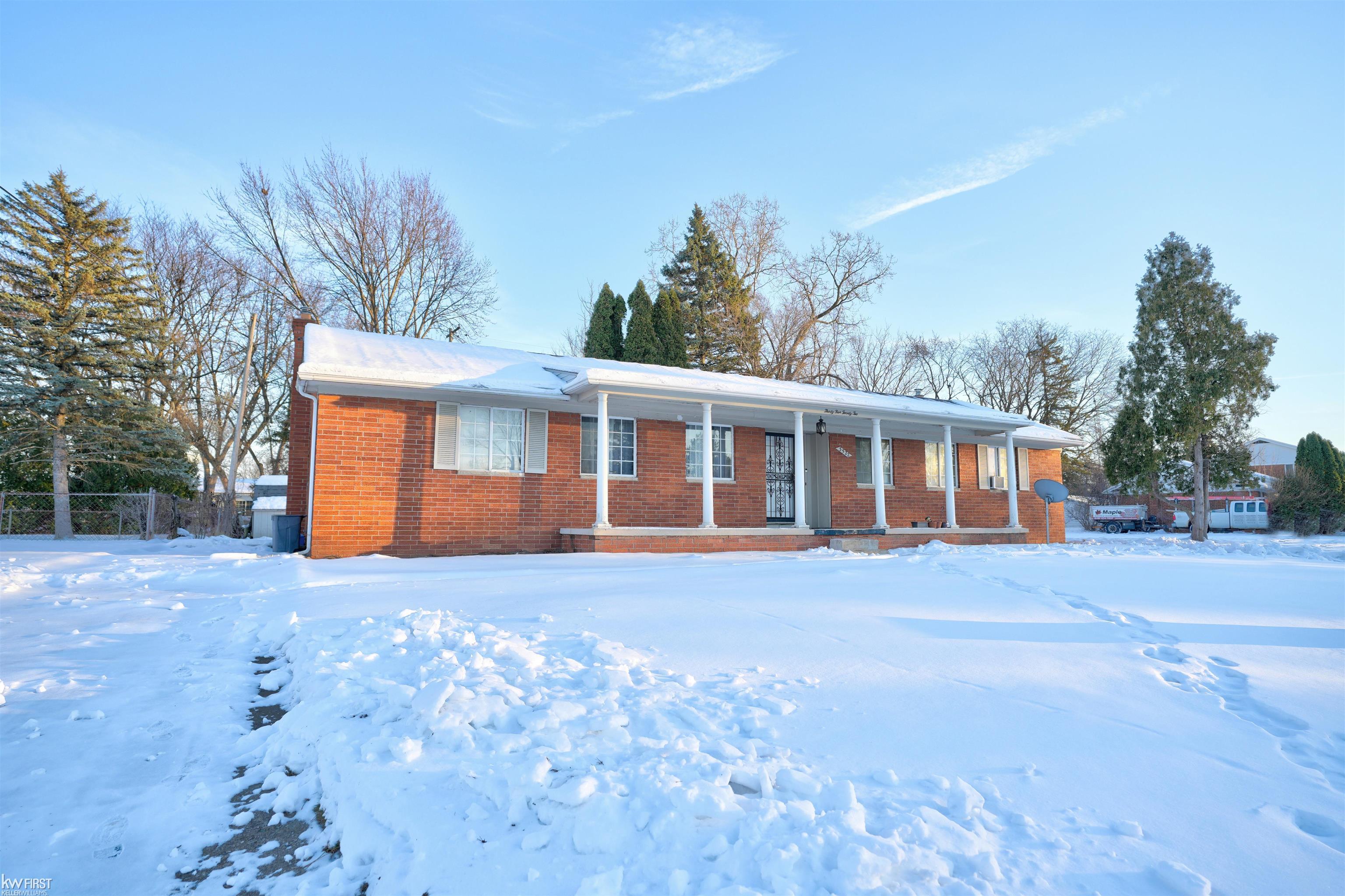 3522 Ridgecliffe Drive