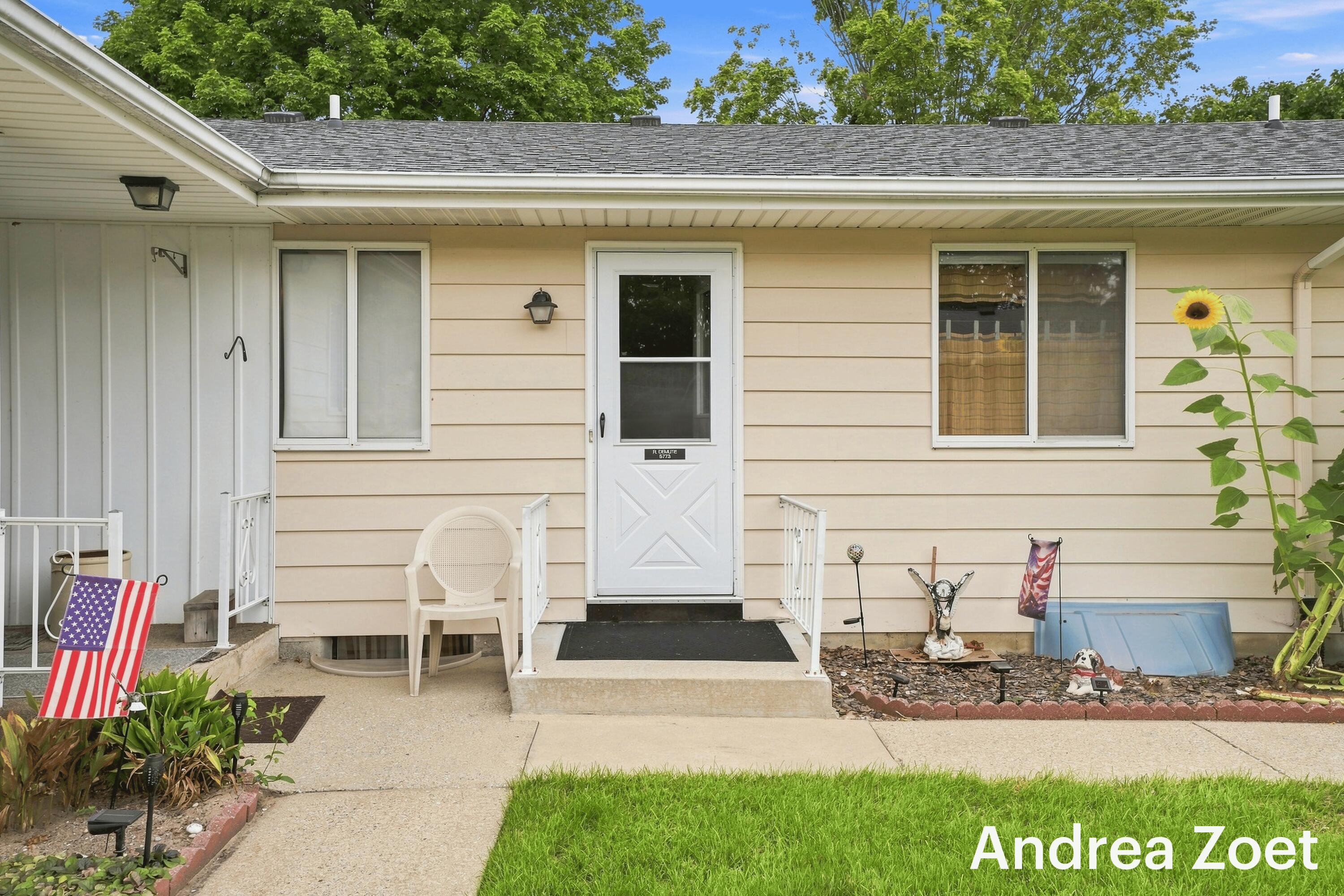 5773 Leisure South Drive SE