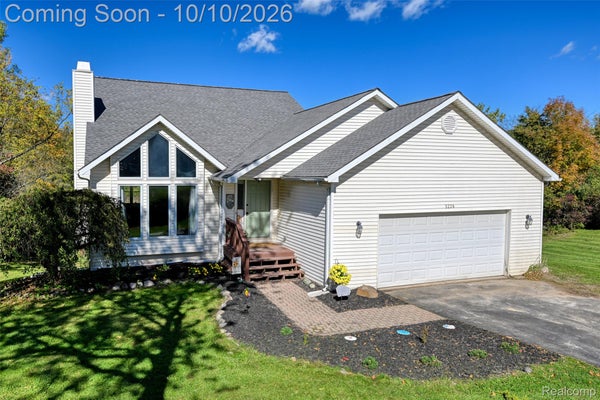 3226 MUIRFIELD CIR, WHITE LAKE, MI 48383 - Image 40685022e382f0b74dc79c29a1a4e202/635901274