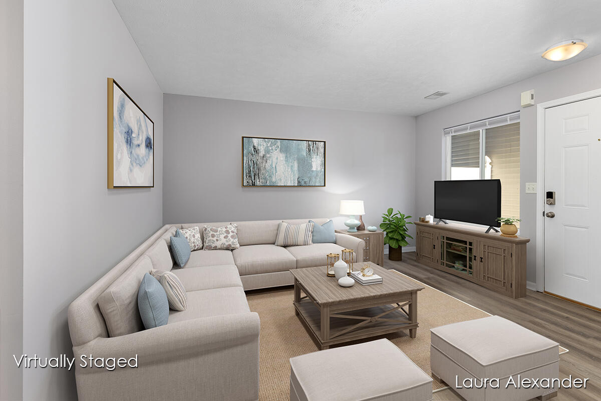 8525 Courtland Drive NE