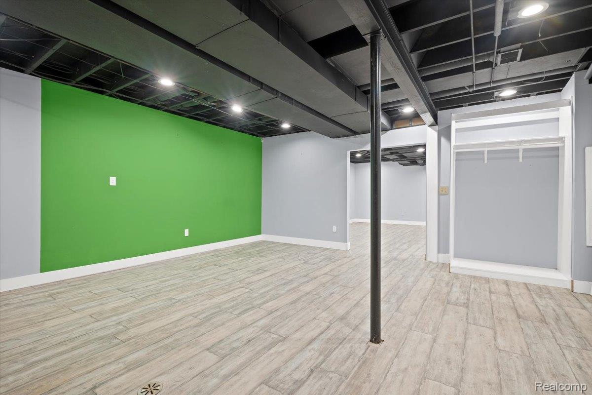 Independence Charter Township, Michigan 48346, United States, 3 Bedrooms Bedrooms, ,4 BathroomsBathrooms,Residential,Active,143604