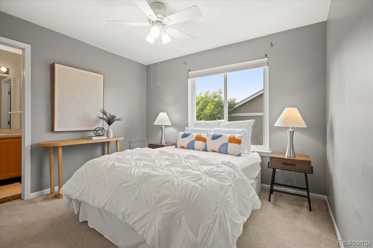 Independence Charter Township, Michigan 48346, United States, 3 Bedrooms Bedrooms, ,4 BathroomsBathrooms,Residential,Active,143604