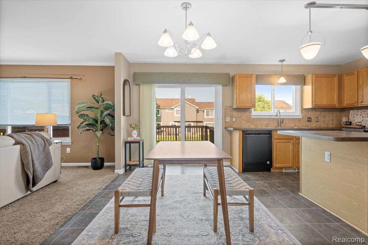 Independence Charter Township, Michigan 48346, United States, 3 Bedrooms Bedrooms, ,4 BathroomsBathrooms,Residential,Active,143604