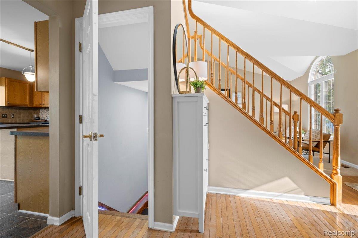 Independence Charter Township, Michigan 48346, United States, 3 Bedrooms Bedrooms, ,4 BathroomsBathrooms,Residential,Active,143604