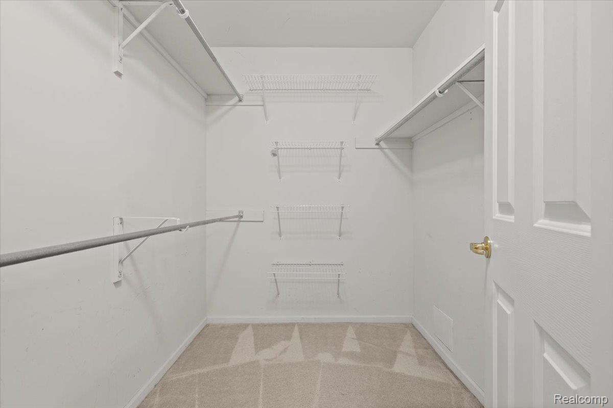 Independence Charter Township, Michigan 48346, United States, 3 Bedrooms Bedrooms, ,4 BathroomsBathrooms,Residential,Active,143604