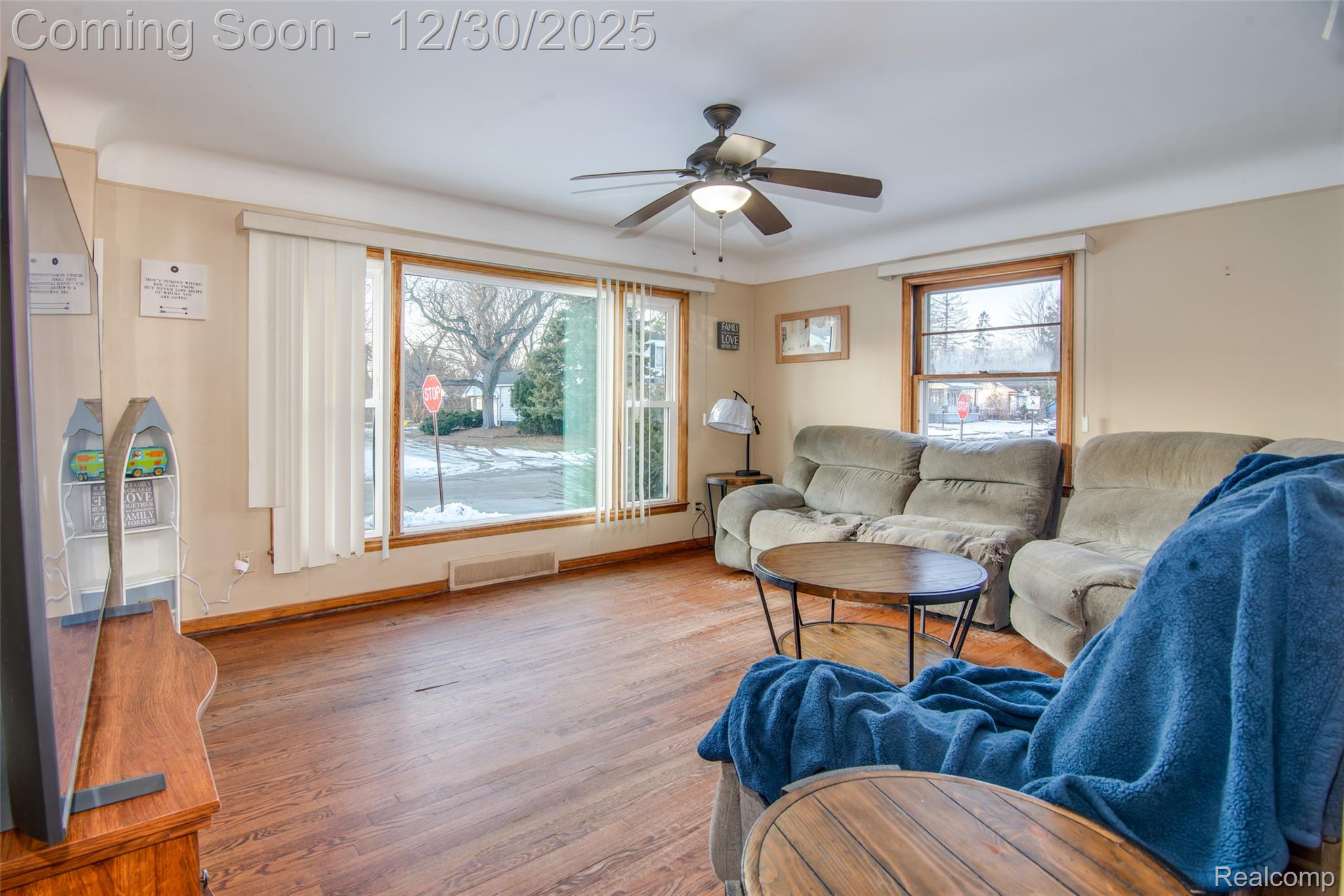 21858 Pleasant Avenue