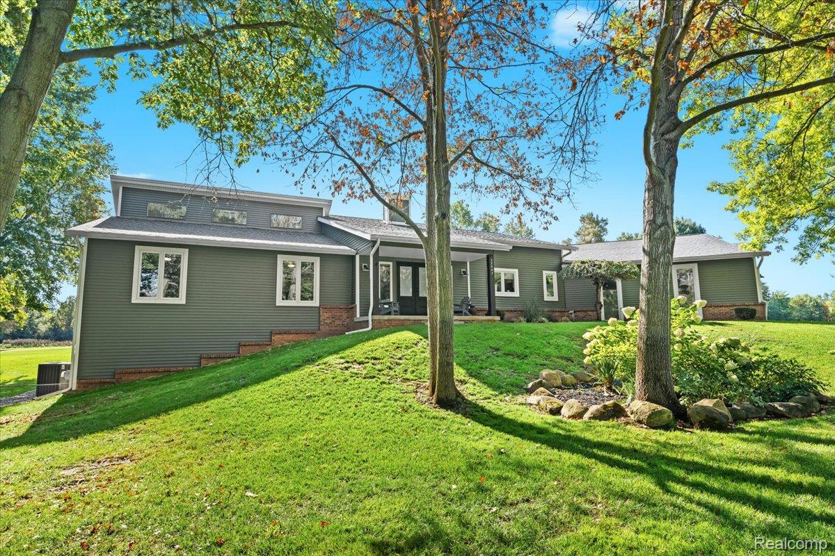 12002 Renfrew Court
