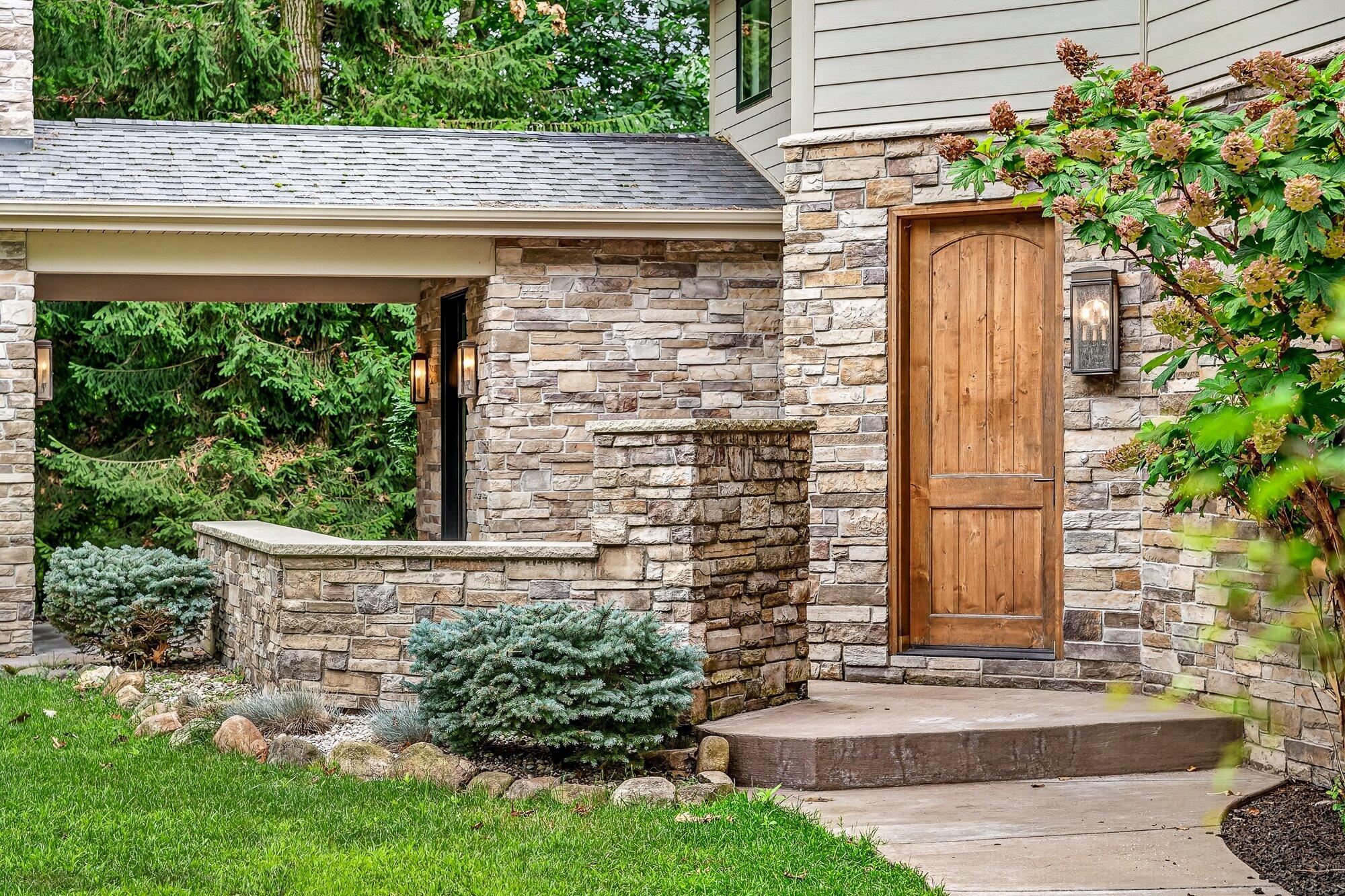2246 Shelter Pointe Drive