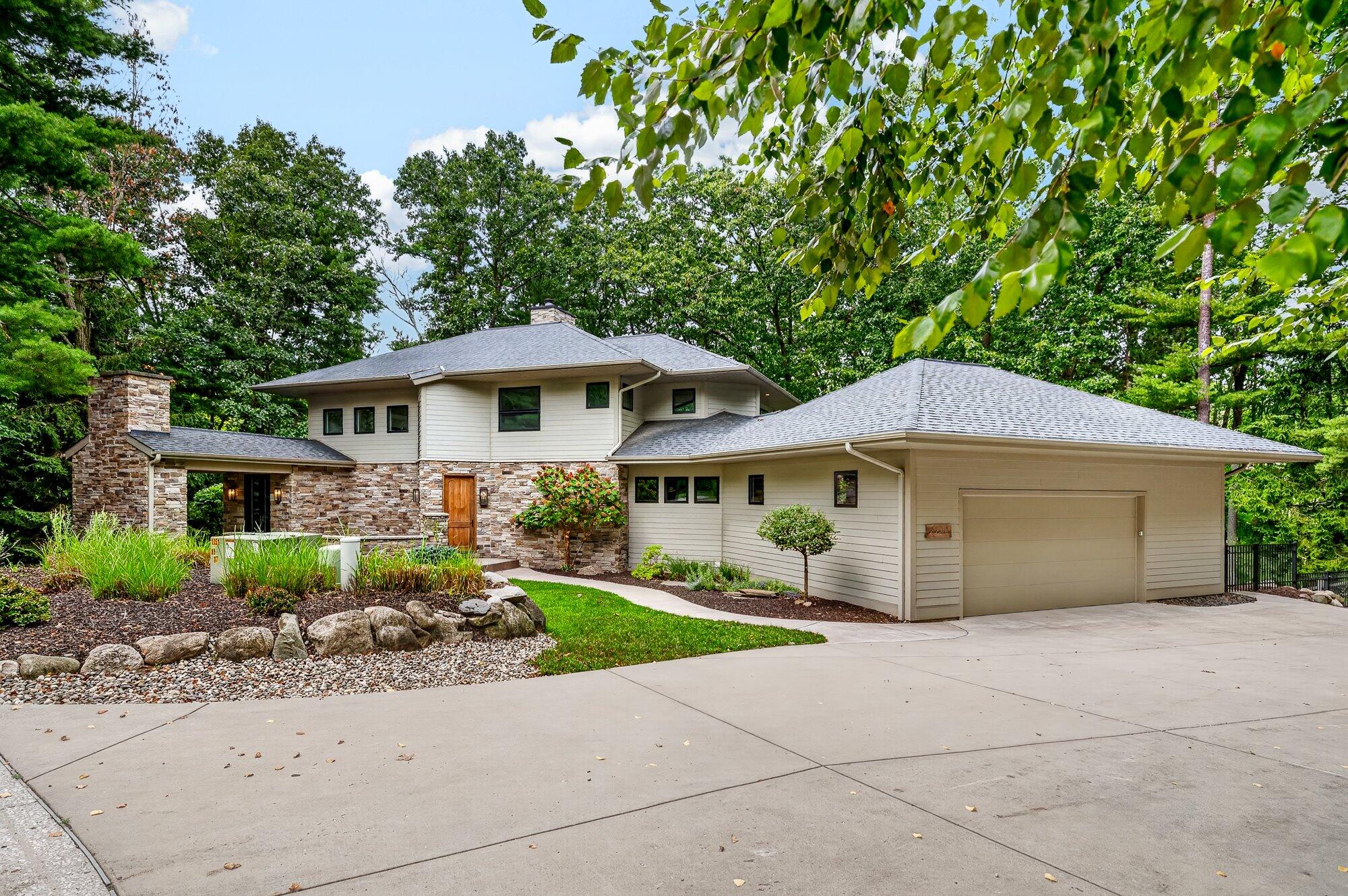 2246 Shelter Pointe Drive