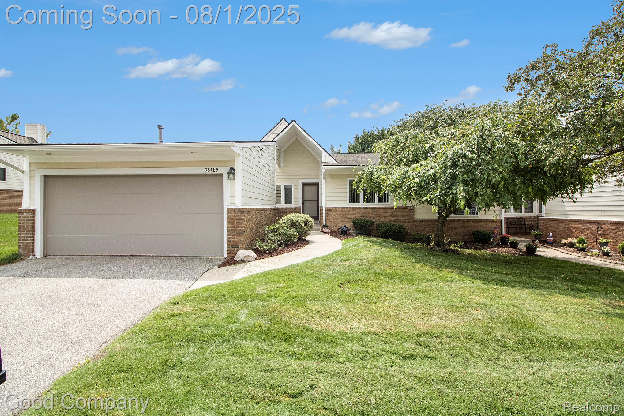 35185 Hillside Drive