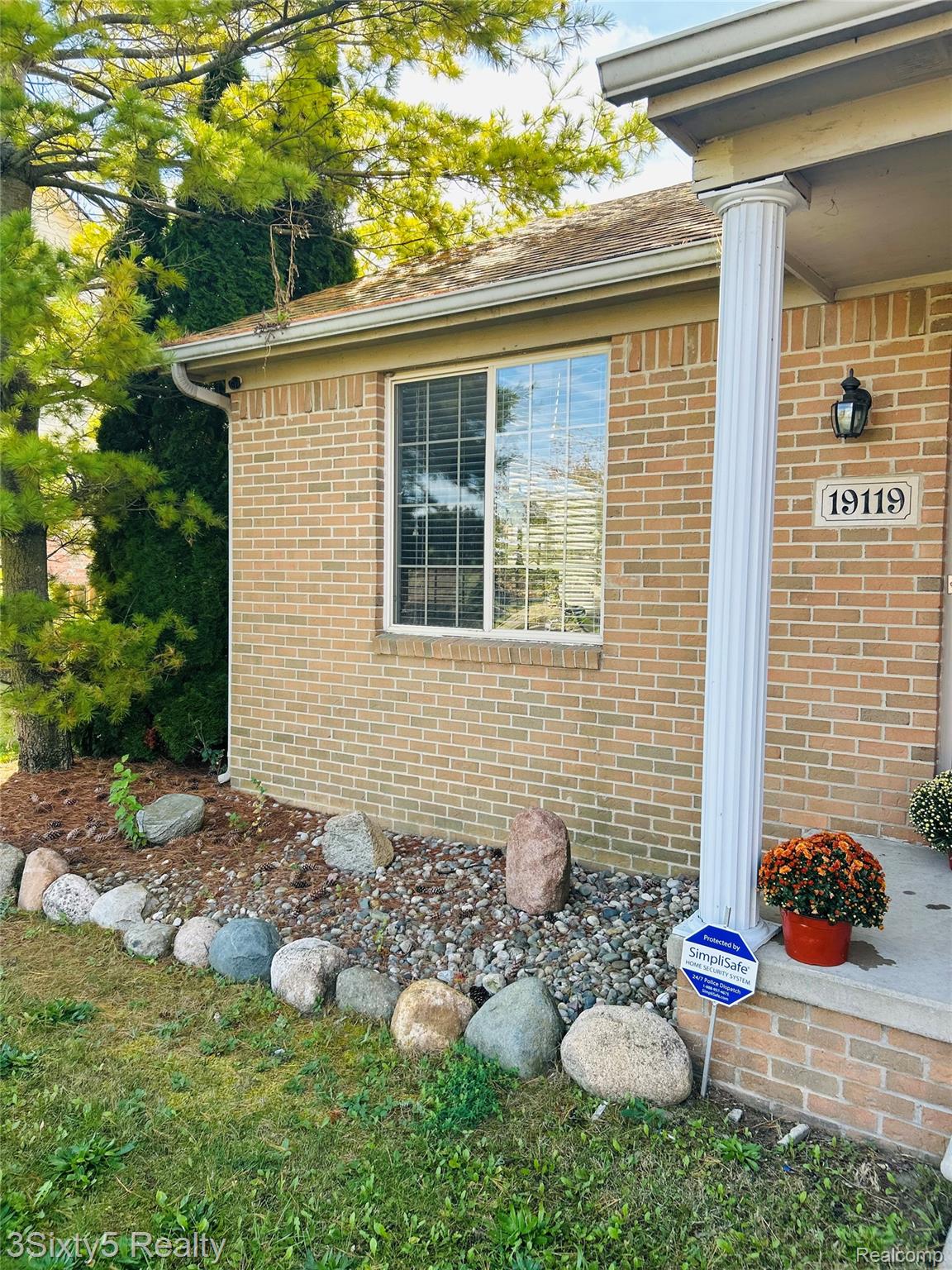 19119 Theresa Boulevard