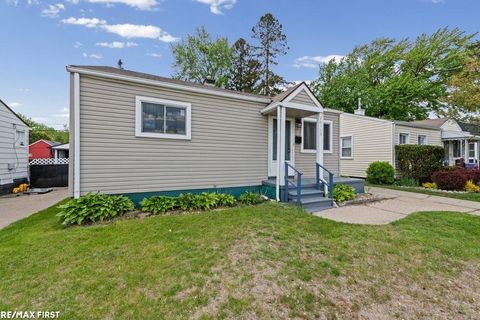 Photo of 26115 Barrington Street, Madison Heights City, MI 48071 (MLS # 58050206959)