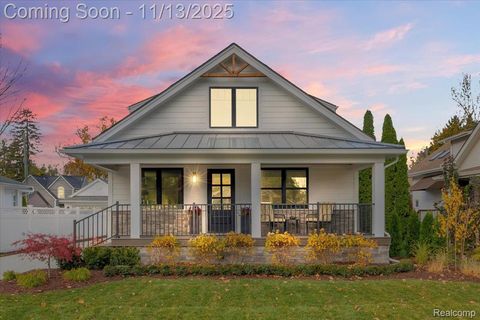 347 Highland Avenue Rochester City MI 48307