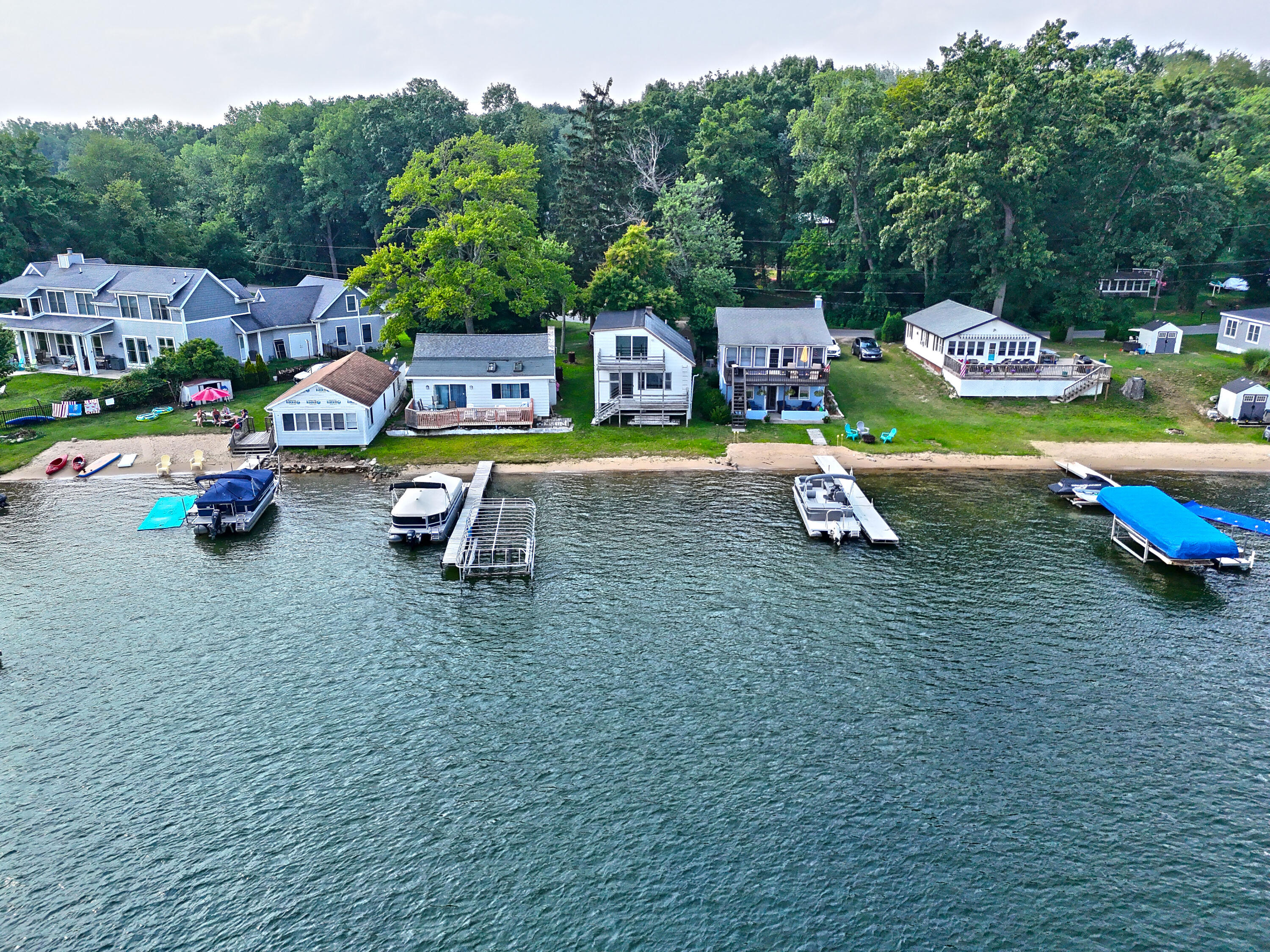 67003 Lakeshore Drive