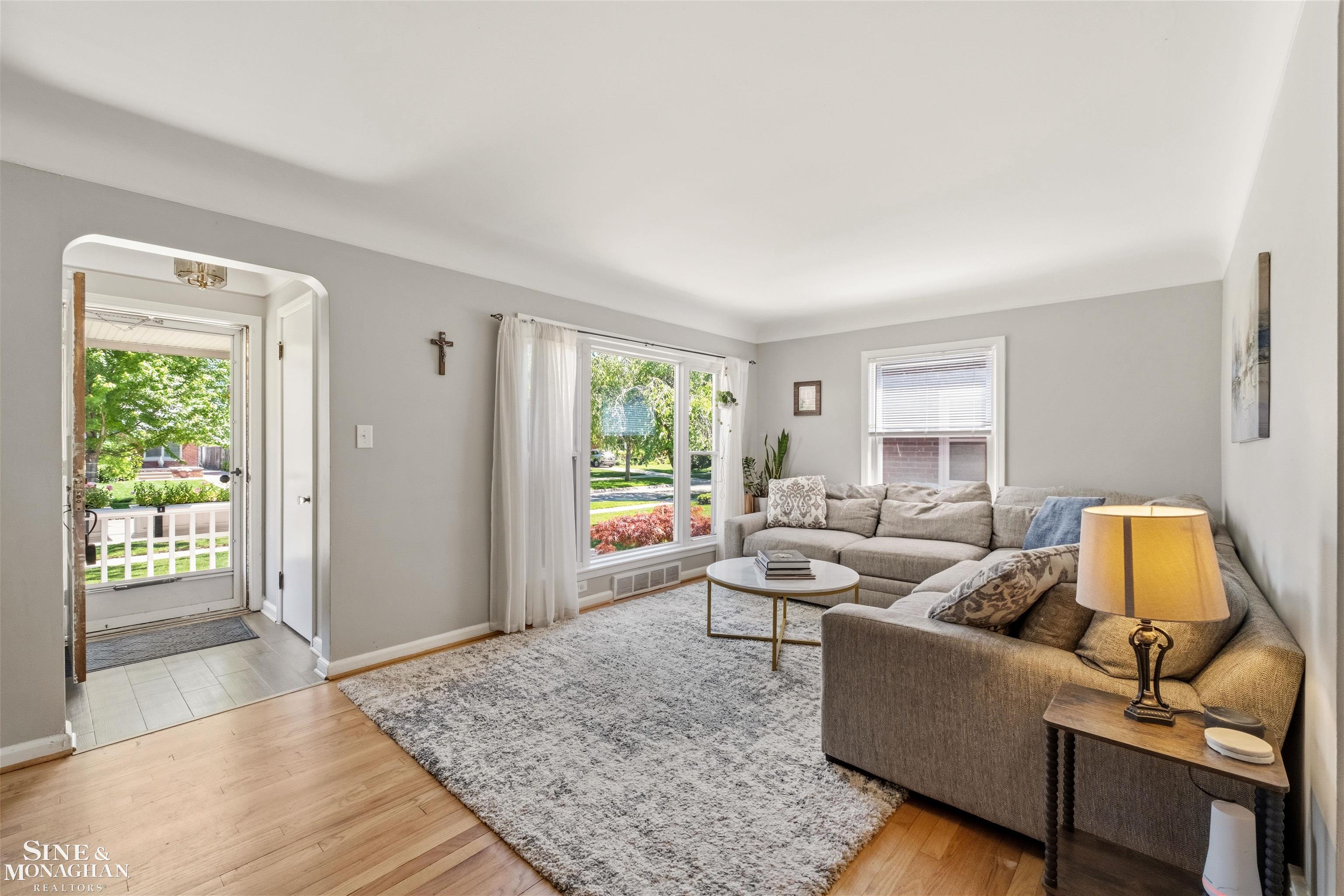 1229 Brys Drive