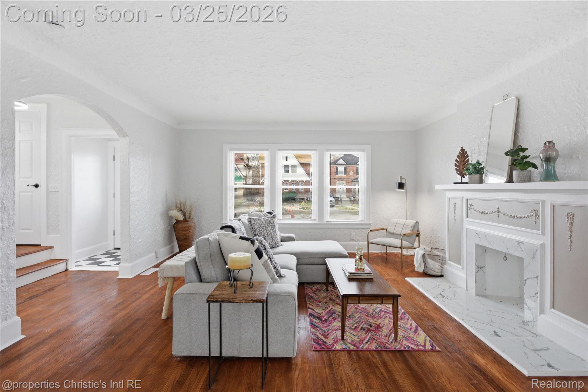 3294 Glendale Street